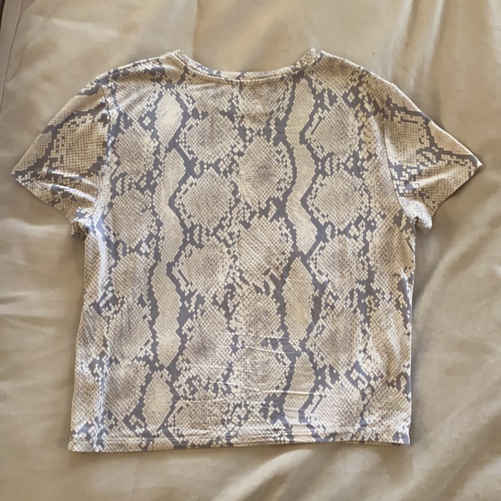 BABATON Small Short Sleeve Tee with scale design